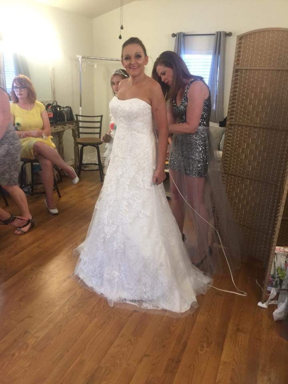 David's Bridal White Lace Strapless A-Line Wedding Dress